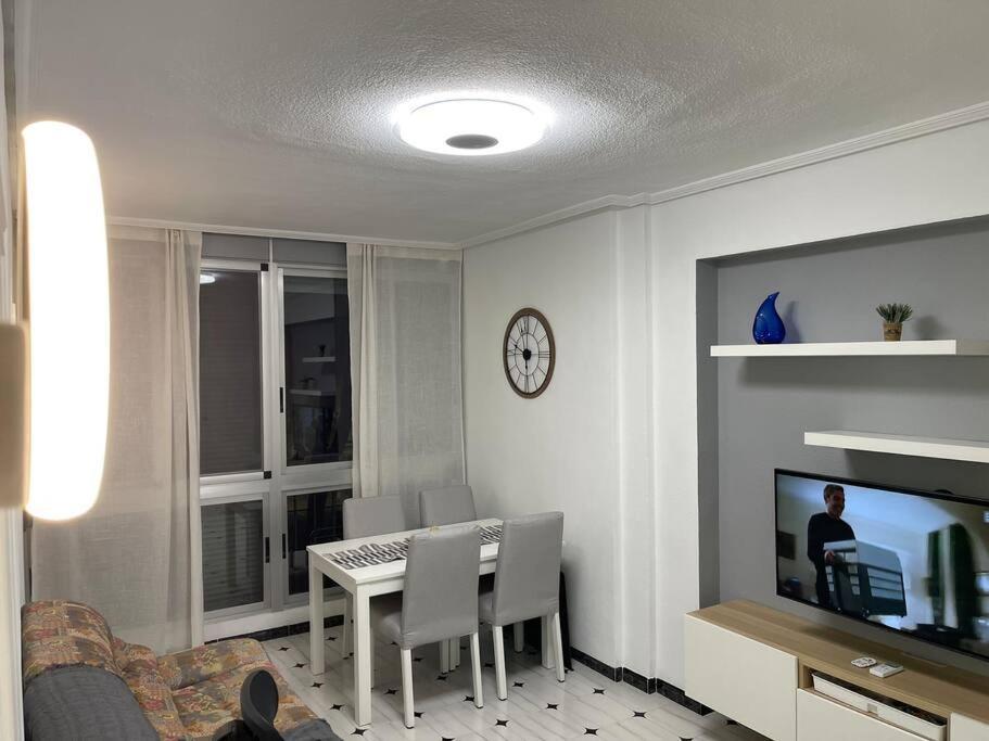 Appartement ''Los Pinos'' 50M De La Plage Grao de Castellon Bagian luar foto